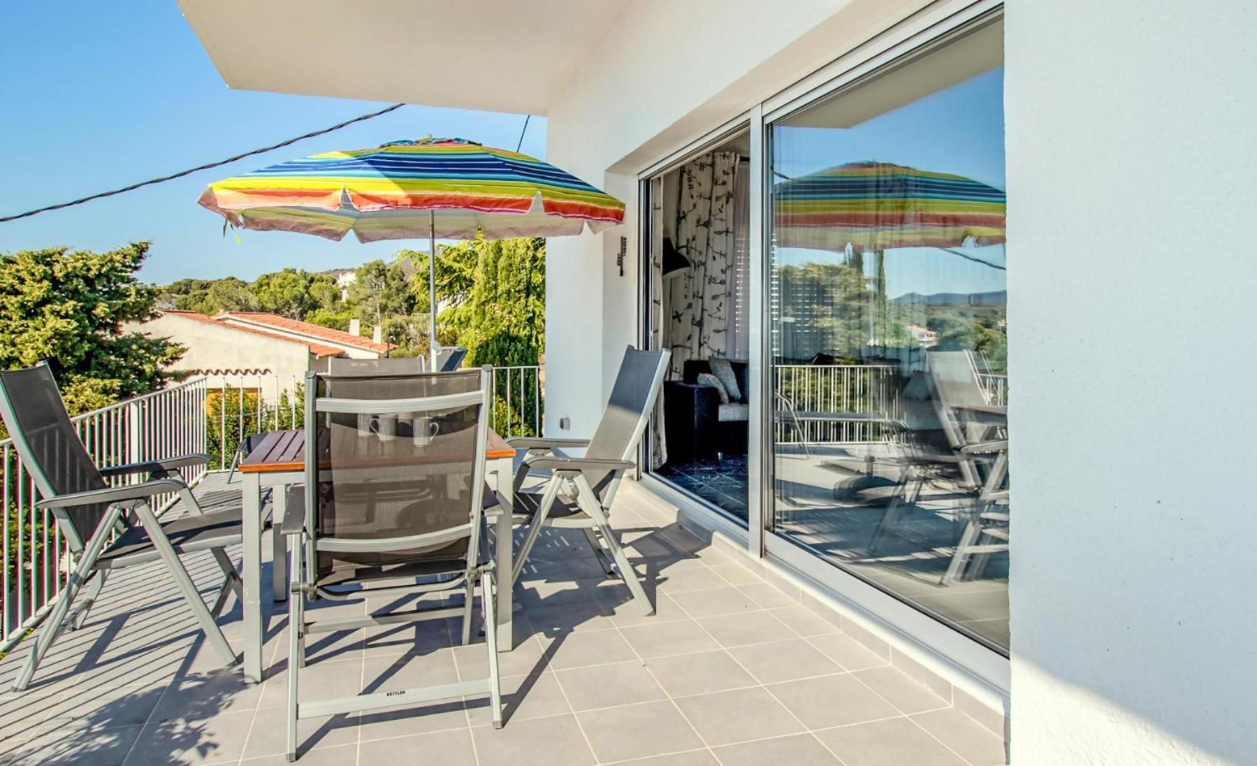 CAP RAS 01 apartamento con terraza y barbacoa Gerona Exterior foto